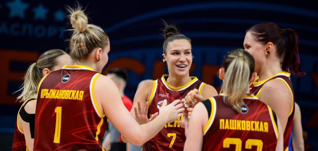 У «Надежды» - три победы, у УГМК – «+81» за две игры