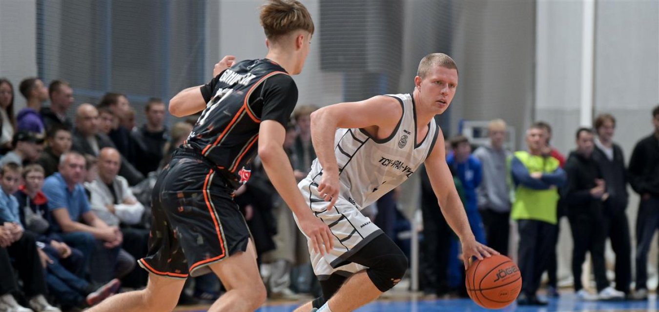 У «Нефтехимика» и «ТСК-УРАЛ – УрГУПС» — по крупной победе