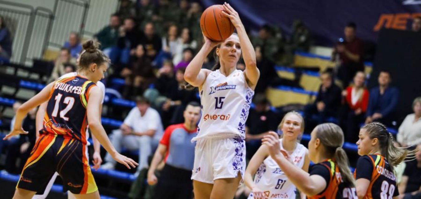 «Чеваката» - лидер, снайперский рекорд - у Ледневой из «Казаночки»