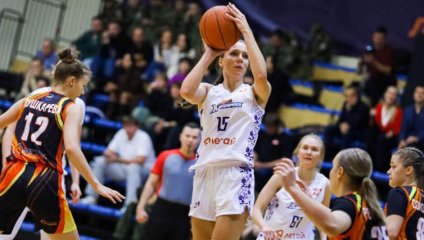 «Чеваката» - лидер, снайперский рекорд - у Ледневой из «Казаночки»