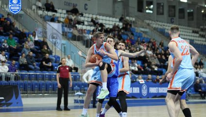 «Десна» побеждает принципиального соперника