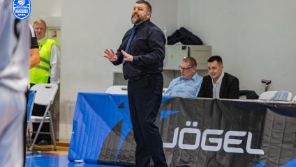 В матче дебютантов «ТСК-УРАЛ-УрГУПС» начал с победы