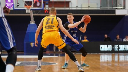 «Химки» разгромили «Новосибирск»