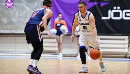 «Металлург» в домашнем матче обыграл «Барнаул»
