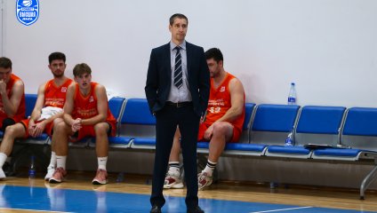 Динамо - Чебоксарские Ястребы 77:71 (13.10.2024)