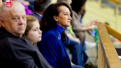 «НИКА-Лузалес» выиграла концовку в Новосибирске