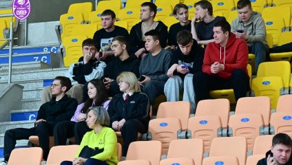 Юниорки УГМК взяли реванш у «Спарты энд К-2», вырвав победу в напряженной концовке