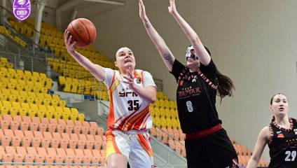 Юниорки УГМК взяли реванш у «Спарты энд К-2», вырвав победу в напряженной концовке