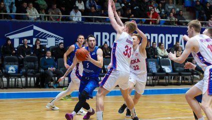 «Металлург» одержал первую победу в сезоне