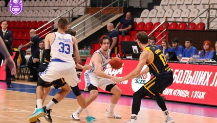 Противостояние двух лидеров завершилось победой "Химок"