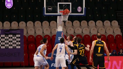 Противостояние двух лидеров завершилось победой "Химок"