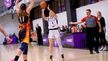 Уверенная победа «львиц» над молодой Самарой