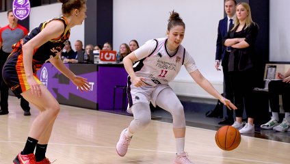 Уверенная победа «львиц» над молодой Самарой