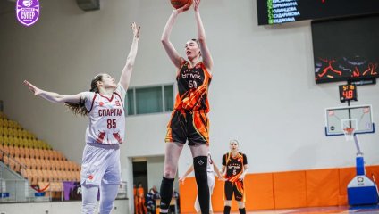 Младшие «лисицы» крупно уступили лидерам турнира  