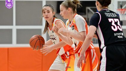 Младшие «лисицы» не смогли взять реванш у «львиц»