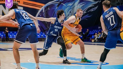 "Зенит"-2 впервые уступил на домашнем паркете