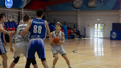 Победный дубль от Екатеринбурга и очередное поражение «Южного слона-СКФУ» 