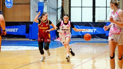 «Ростов-ЮФУ» обыгрывает «Надежду-2»