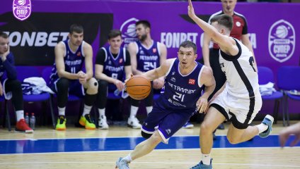 "Иркут" выиграл на своей площадке