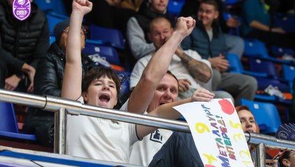 Действующий чемпион не без проблем обыграл «Металлург»