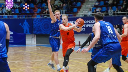 Действующий чемпион не без проблем обыграл «Металлург»