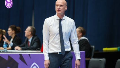 Действующий чемпион не без проблем обыграл «Металлург»