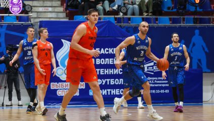 Действующий чемпион не без проблем обыграл «Металлург»