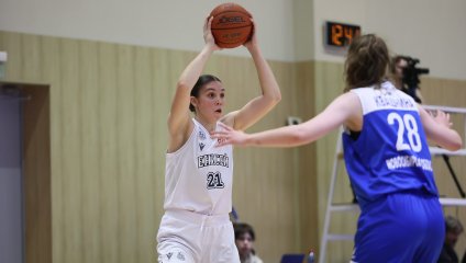 «Енисей-2» начал сезон с разгромной победы 