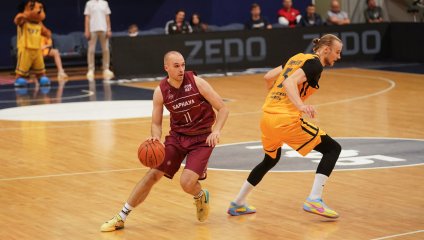 «Химки» дома разгромили «Барнаул»