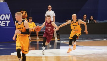 «Химки» дома разгромили «Барнаул»