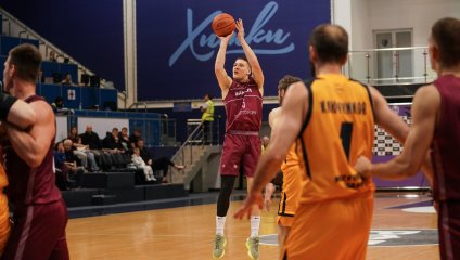 «Химки» дома разгромили «Барнаул»