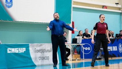 «Нефтехимик» после перерыва вернулся на площадку и забрал победу