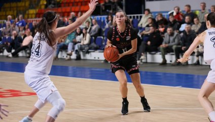 «Енисей» разгромно уступил «Спарте энд К»