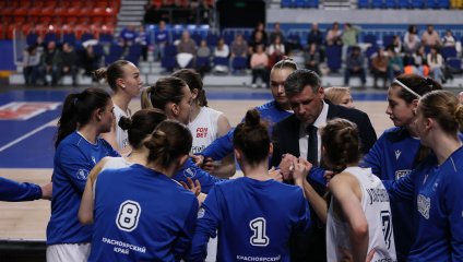 «Енисей» разгромно уступил «Спарте энд К»