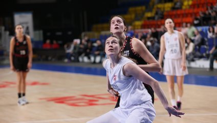 «Енисей» разгромно уступил «Спарте энд К»