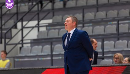 «Динамо-Фарм» громит лидера
