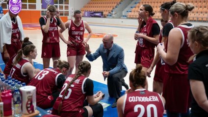 «Лисицы» взяли верх над «Спартаком» в Верхней Пышме 