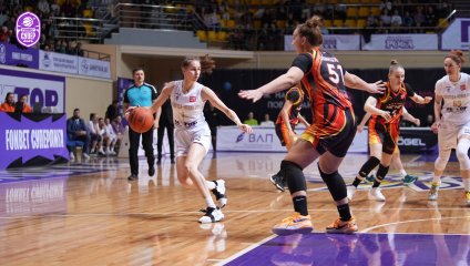 «Чеваката» уверенно выиграла у «УГМК-Юниор»