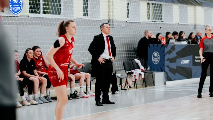 «ЧГУ-Атланта» выигрывает у «Славянки-ЧКПЗ» в первом матче