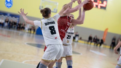 «ЧГУ-Атланта» выигрывает у «Славянки-ЧКПЗ» в первом матче