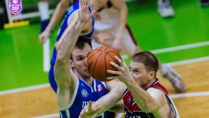 "Барнаул" обыгрывает "Динамо" в напряженной концовке