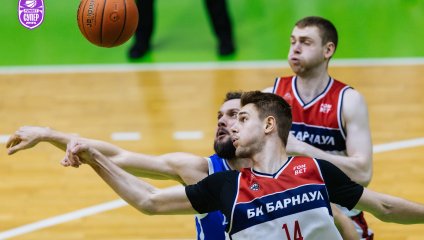 "Барнаул" обыгрывает "Динамо" в напряженной концовке