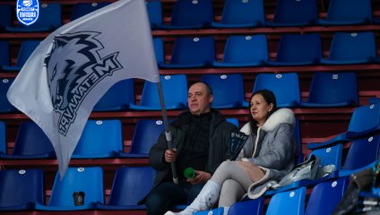 Первая победа «Металлурга» в домашней серии