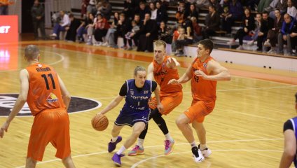 «Темп-СУМЗ» уверенно обыграл «Югру»