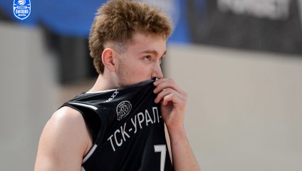 «ТСК-УРАЛ - УрГУПС» боролся, но уступил «Русичам» во второй игре
