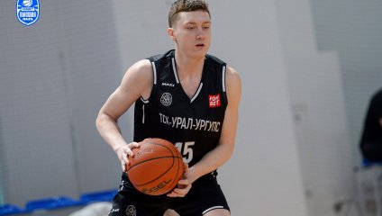 «ТСК-УРАЛ - УрГУПС» боролся, но уступил «Русичам» во второй игре