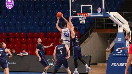 Грозненское "Динамо" дома обыграло "Барнаул"