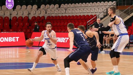 Грозненское "Динамо" дома обыграло "Барнаул"