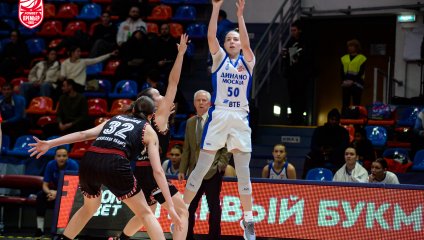 «Спарта энд К» побеждает в Москве