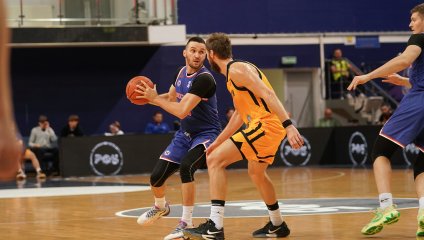 «Химки» в концовке оказались сильнее «Новосибирска»